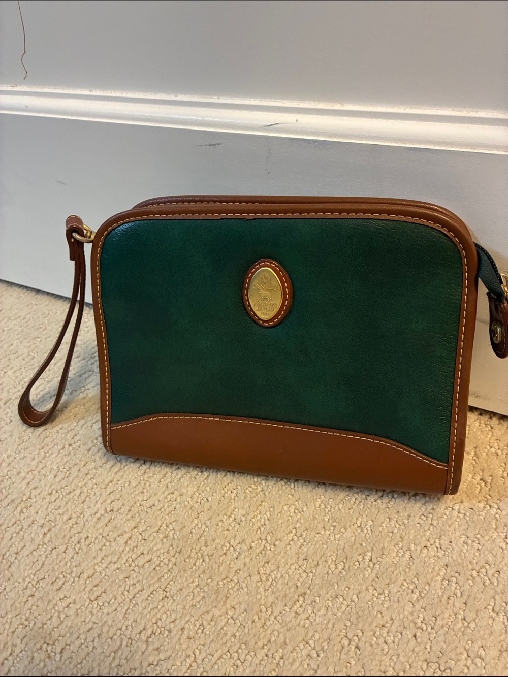Vintage Valentino Coupeau Italy Green & Cognac Leather Wristlet Clutch👝